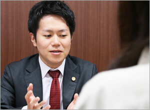 弁護士櫻井正弘
