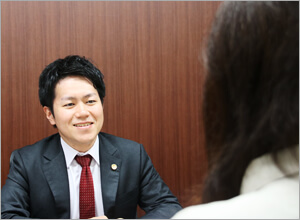 弁護士櫻井正弘