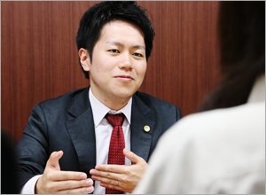 弁護士櫻井正弘